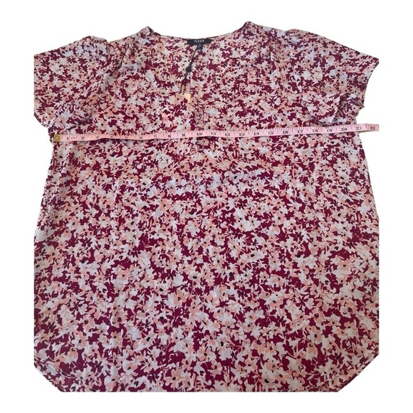NYDJ Ditsy Floral Petal Short Sleeve Fairy Dust Floral Print Blouse Size S NEW - Picture 10 of 15